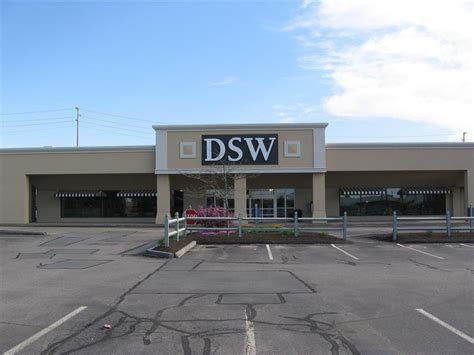 Dsw portland - Browse all DSW Designer Shoe Warehouse locations. Find your favorite brands and the latest shoes and accessories for women, men, and kids at great prices. All DSW Locations | Shoes, Boots, Sandals, Handbags, AccessoriesWeb